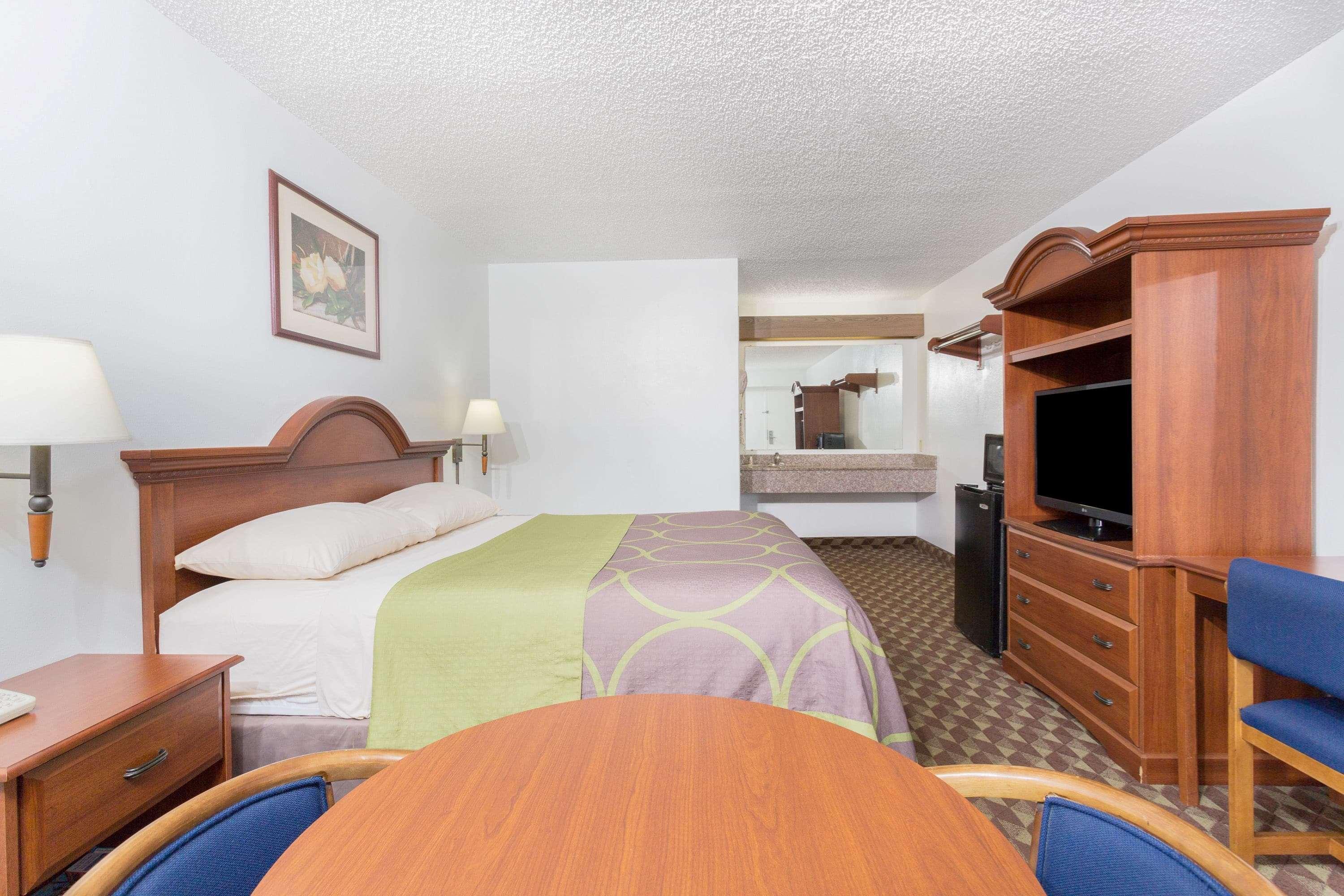Super 8 By Wyndham Riviera Beach West Palm Beach Екстер'єр фото
