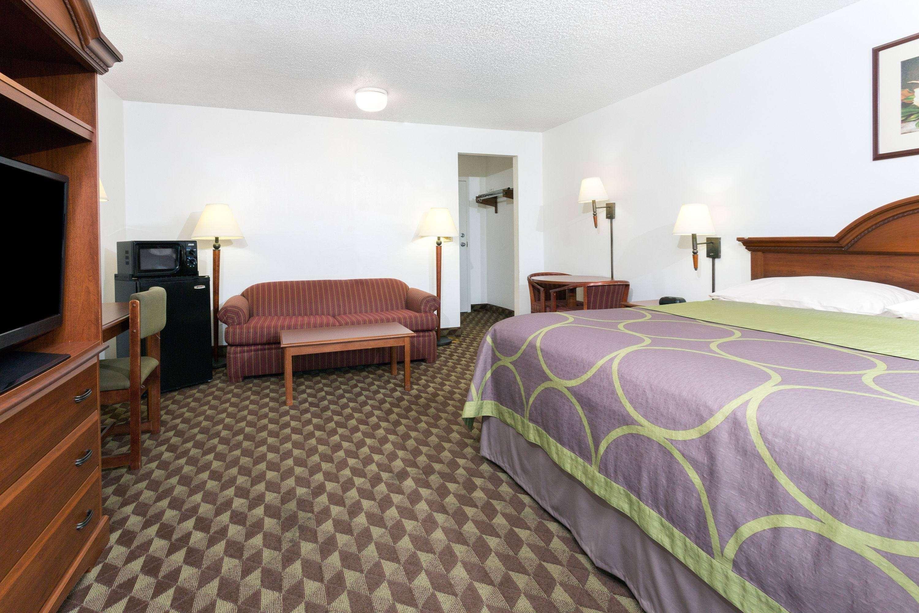 Super 8 By Wyndham Riviera Beach West Palm Beach Екстер'єр фото